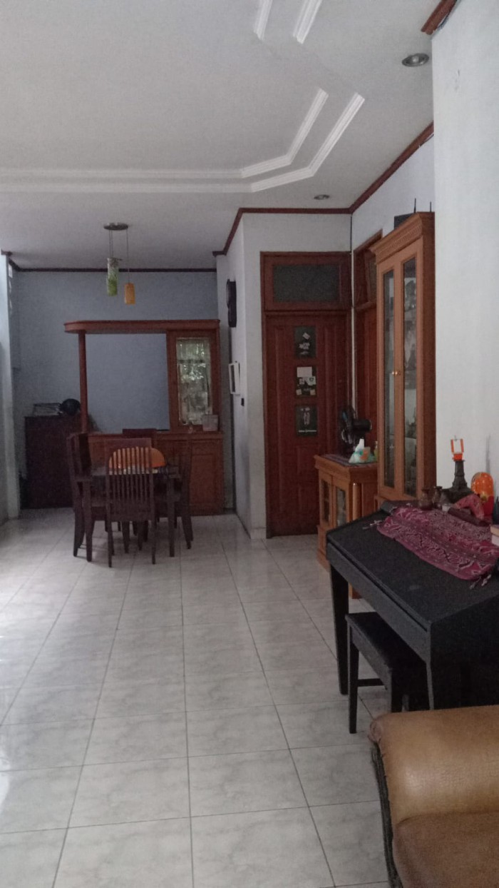 Rumah 2 Lantai Di Jual Daerah Bendungan Hillir Jakarta Pusat